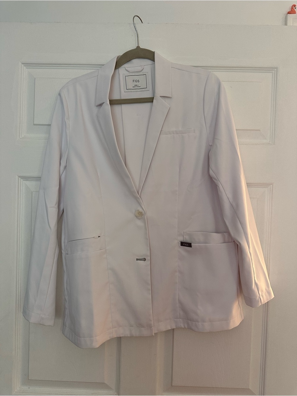 Figs Women's White Blazer-Style Lab Jacket